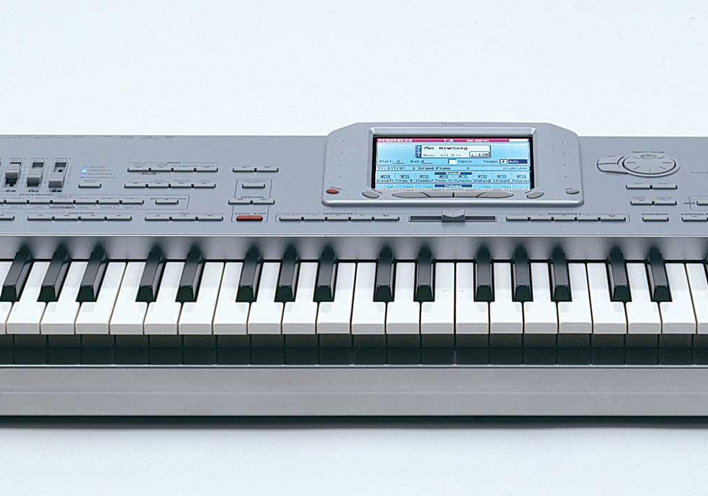 Блондинка осенью. Красный лес фон. Autumn re korg s. Красный лес. Autumn re korg s.